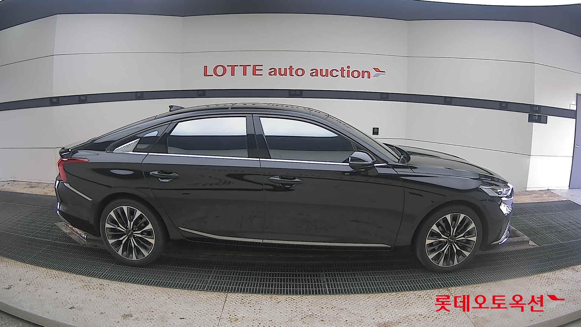 كيا K8 2023 - صورة 21