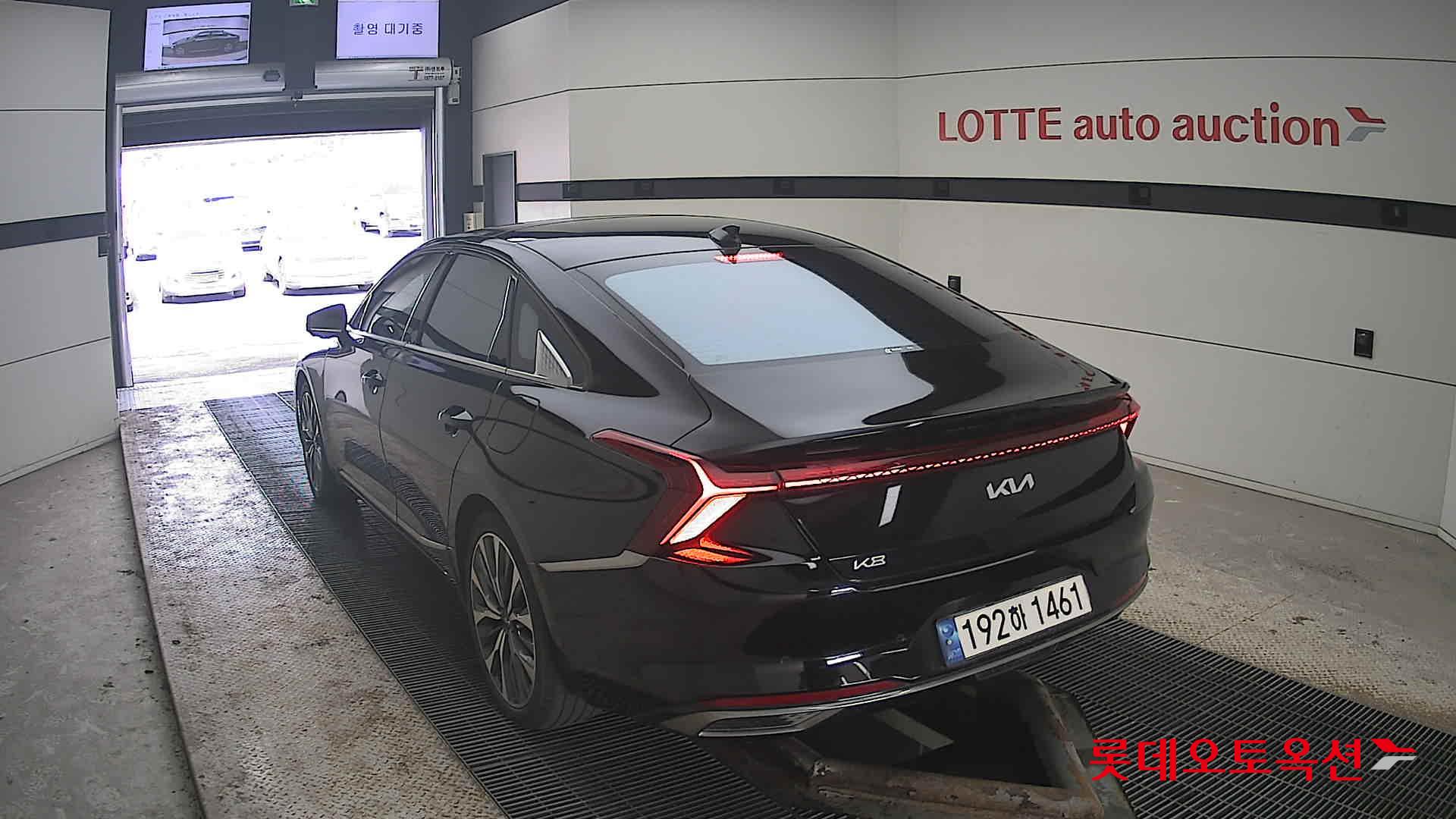 كيا K8 2023 - صورة 16