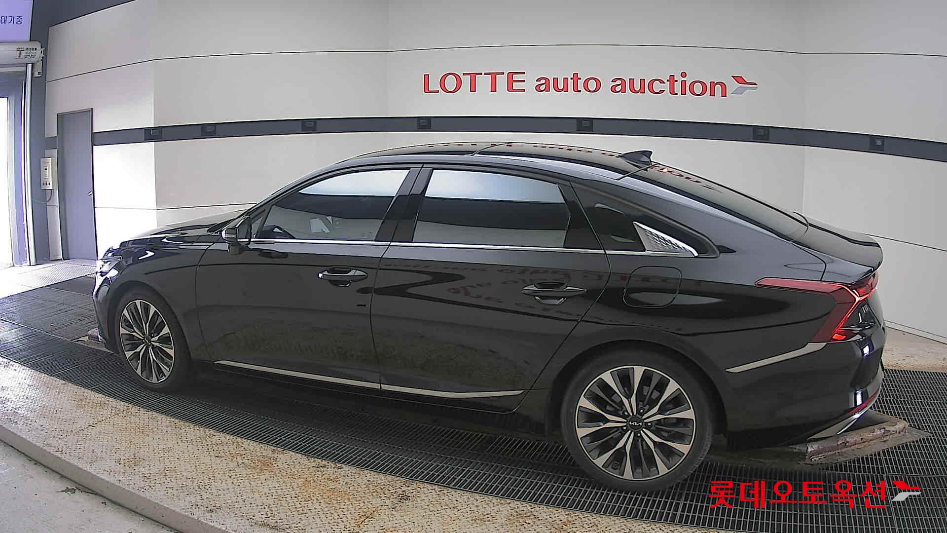 كيا K8 2023 - صورة 14