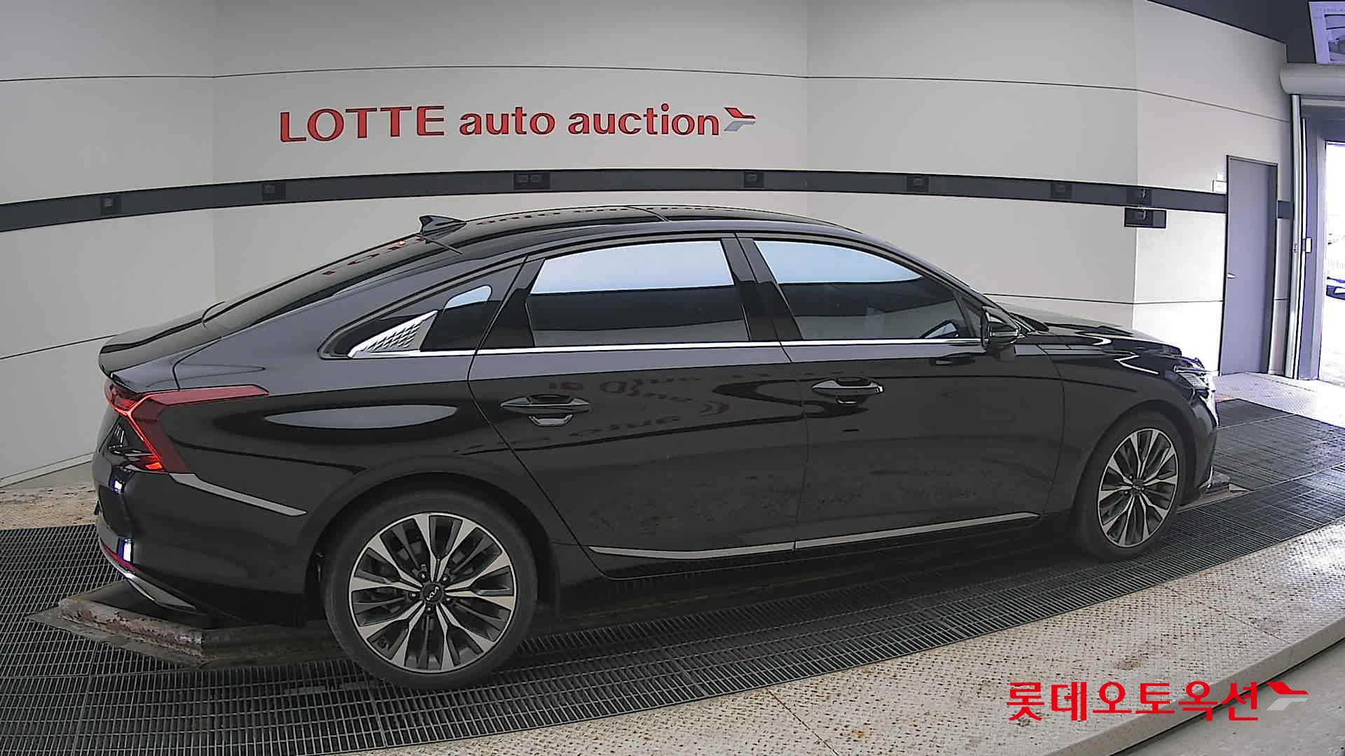 كيا K8 2023 - صورة 20