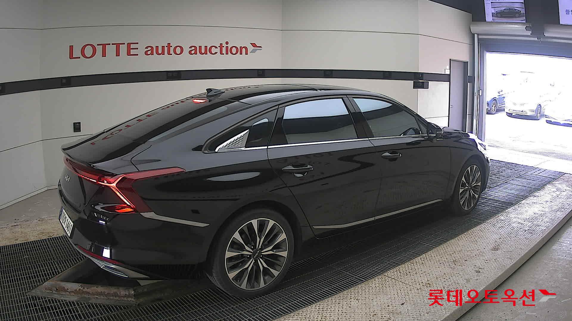 كيا K8 2023 - صورة 19