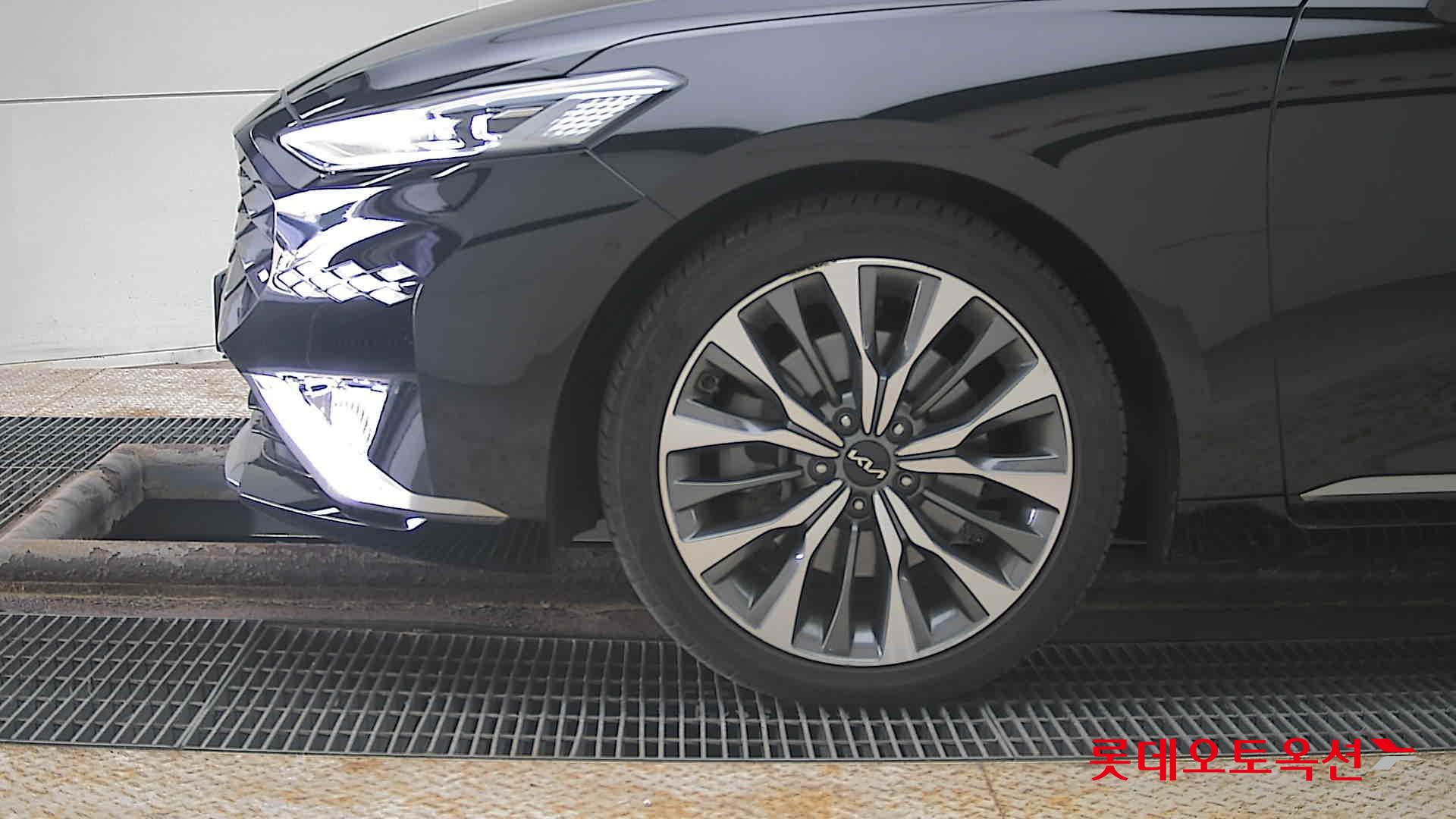 كيا K8 2023 - صورة 25