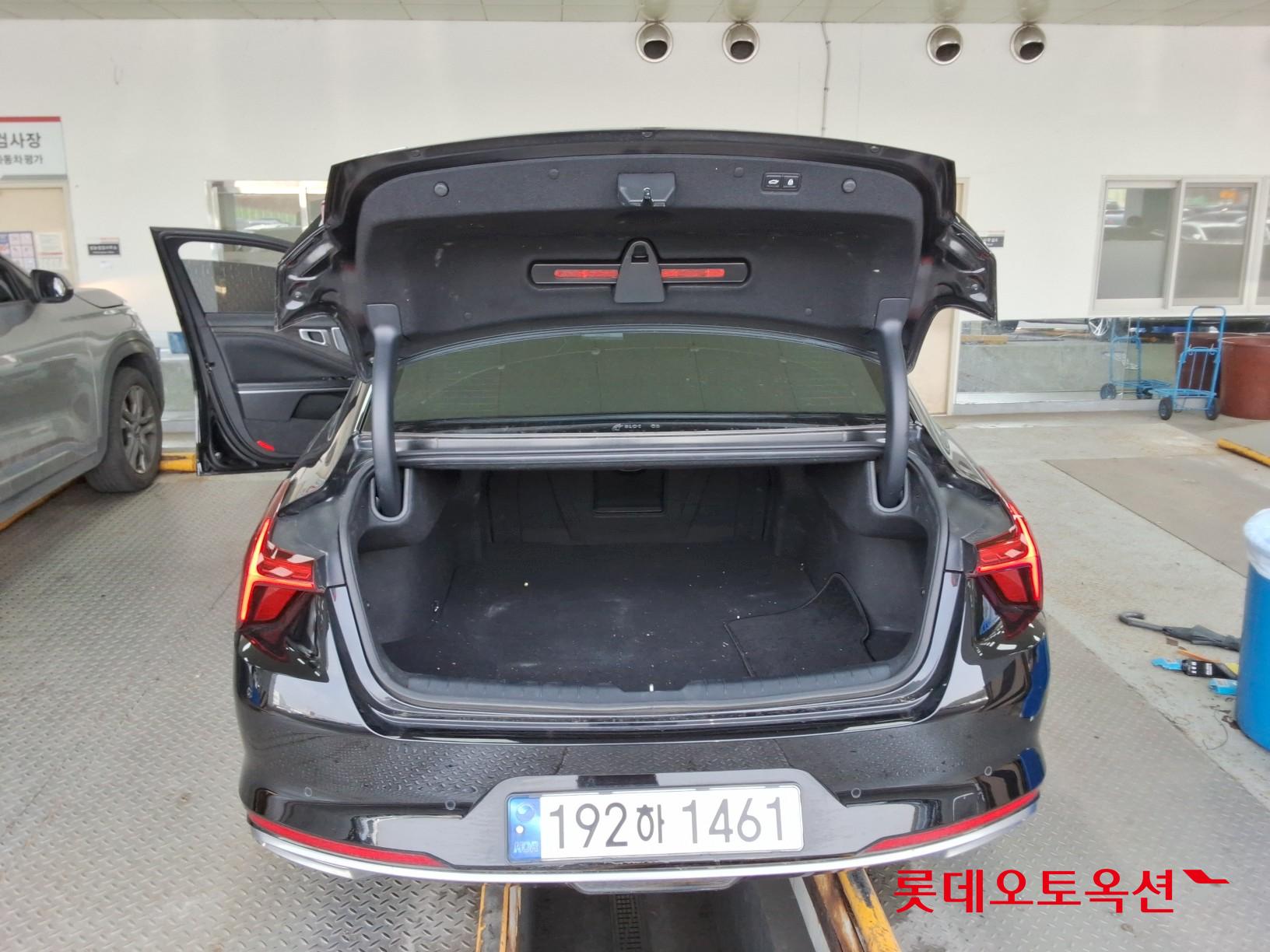 كيا K8 2023 - صورة 38