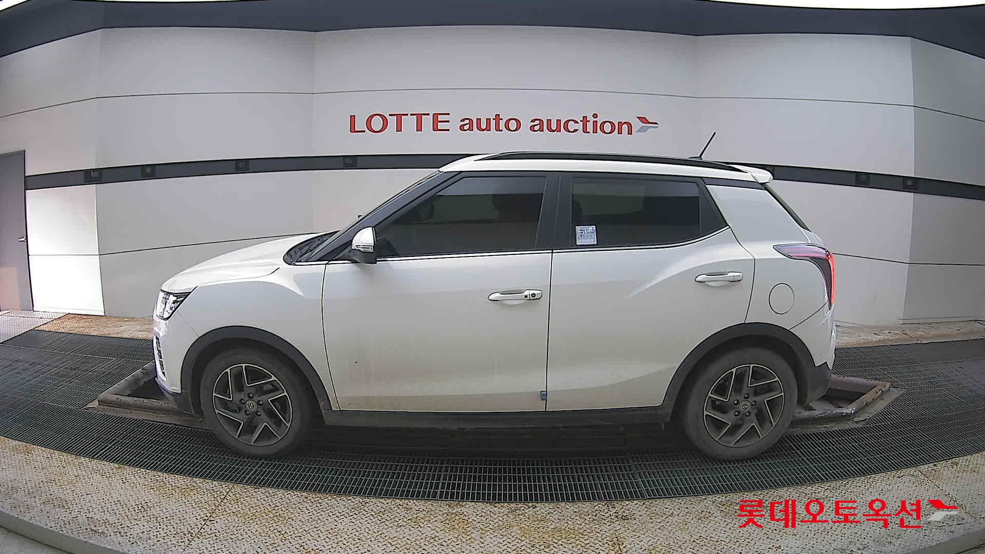 KG Mobility Tivoli 2022 - Image 13