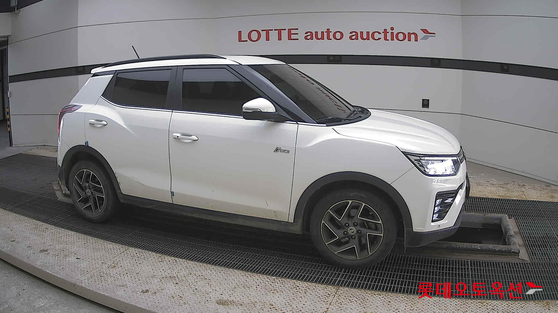 KG Mobility Tivoli 2022 - Image 22