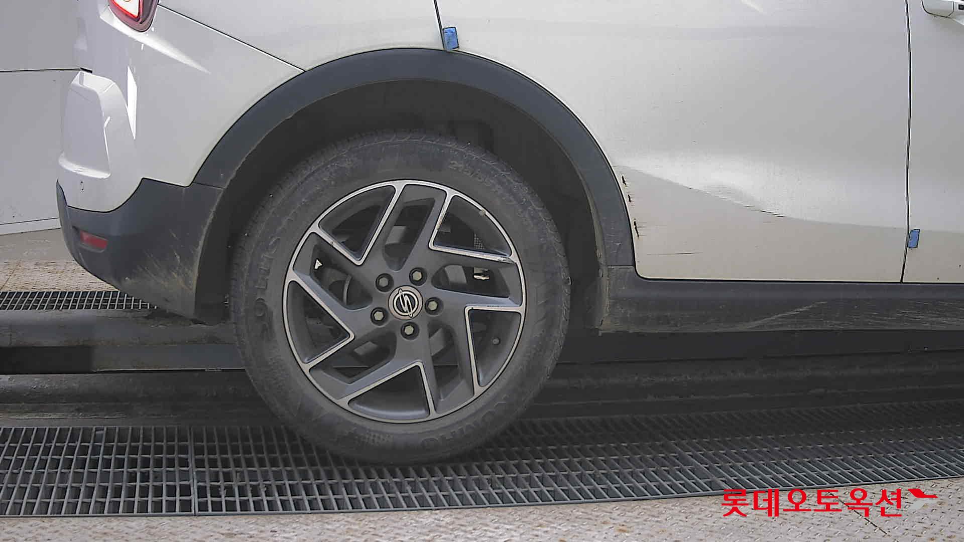 KG Mobility Tivoli 2022 - Image 28