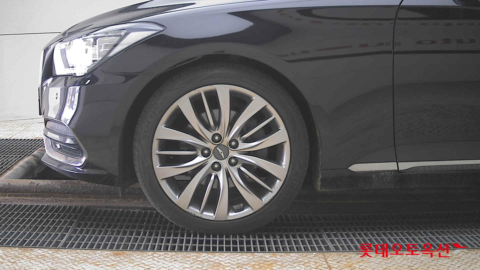 Genesis G80 2020 - Image 25