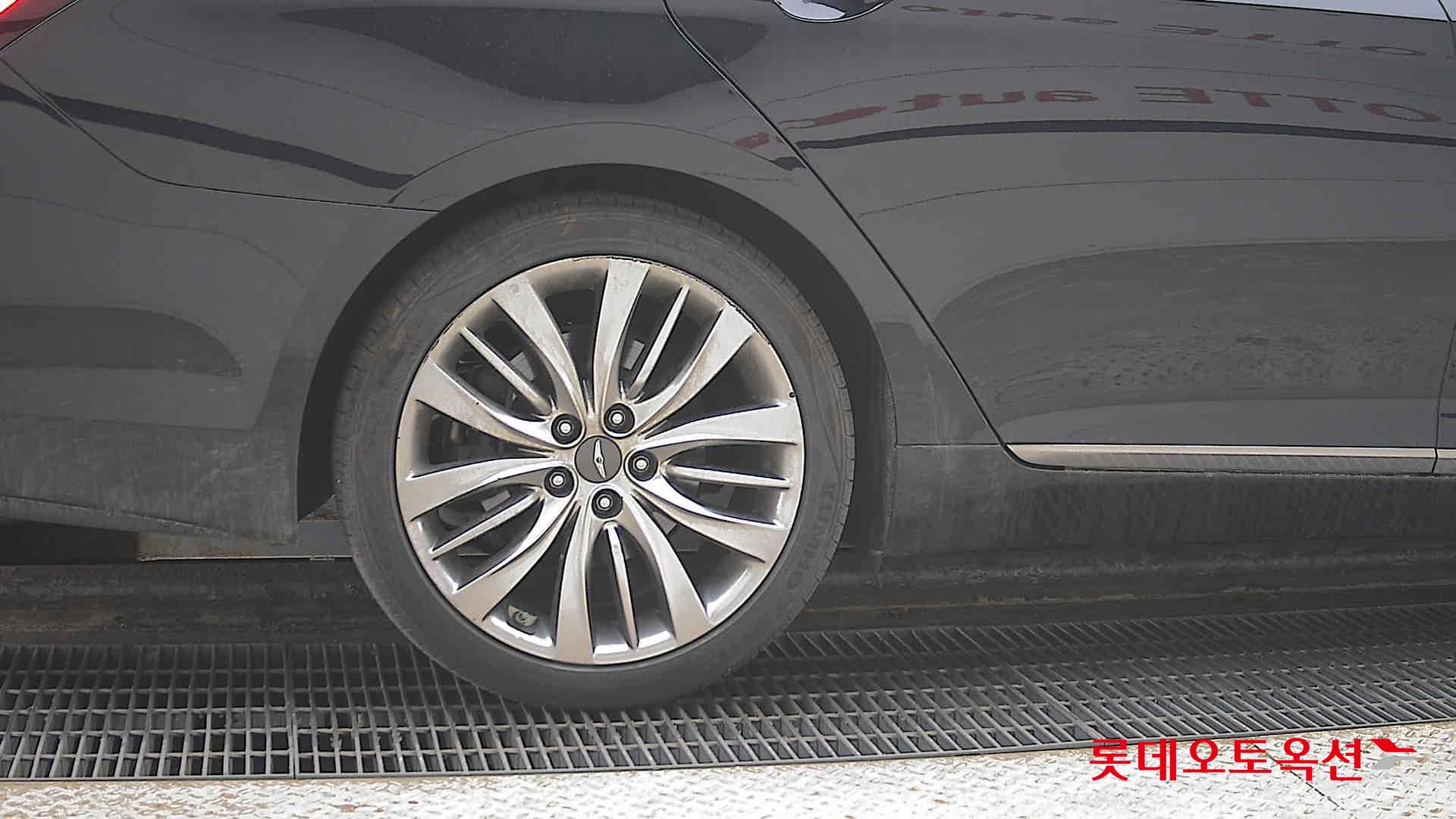 Genesis G80 2020 - Image 28