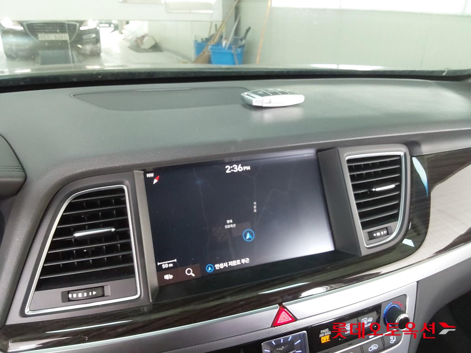 Genesis G80 2020 - Image 32