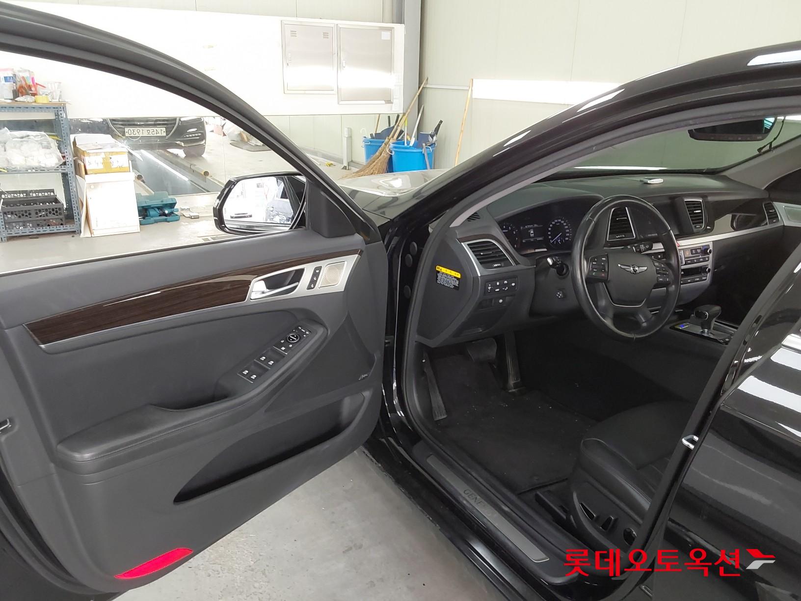 Genesis G80 2020 - Image 35