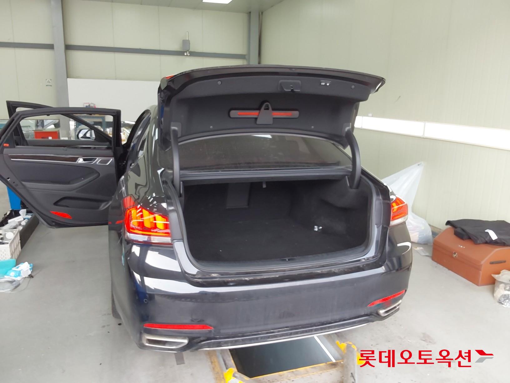 Genesis G80 2020 - Image 9