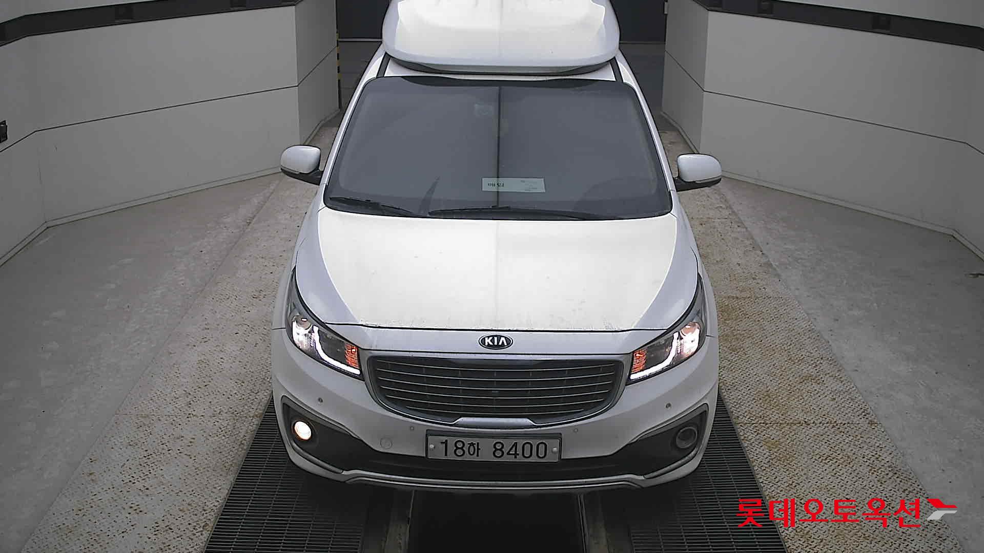 Kia New Carnival