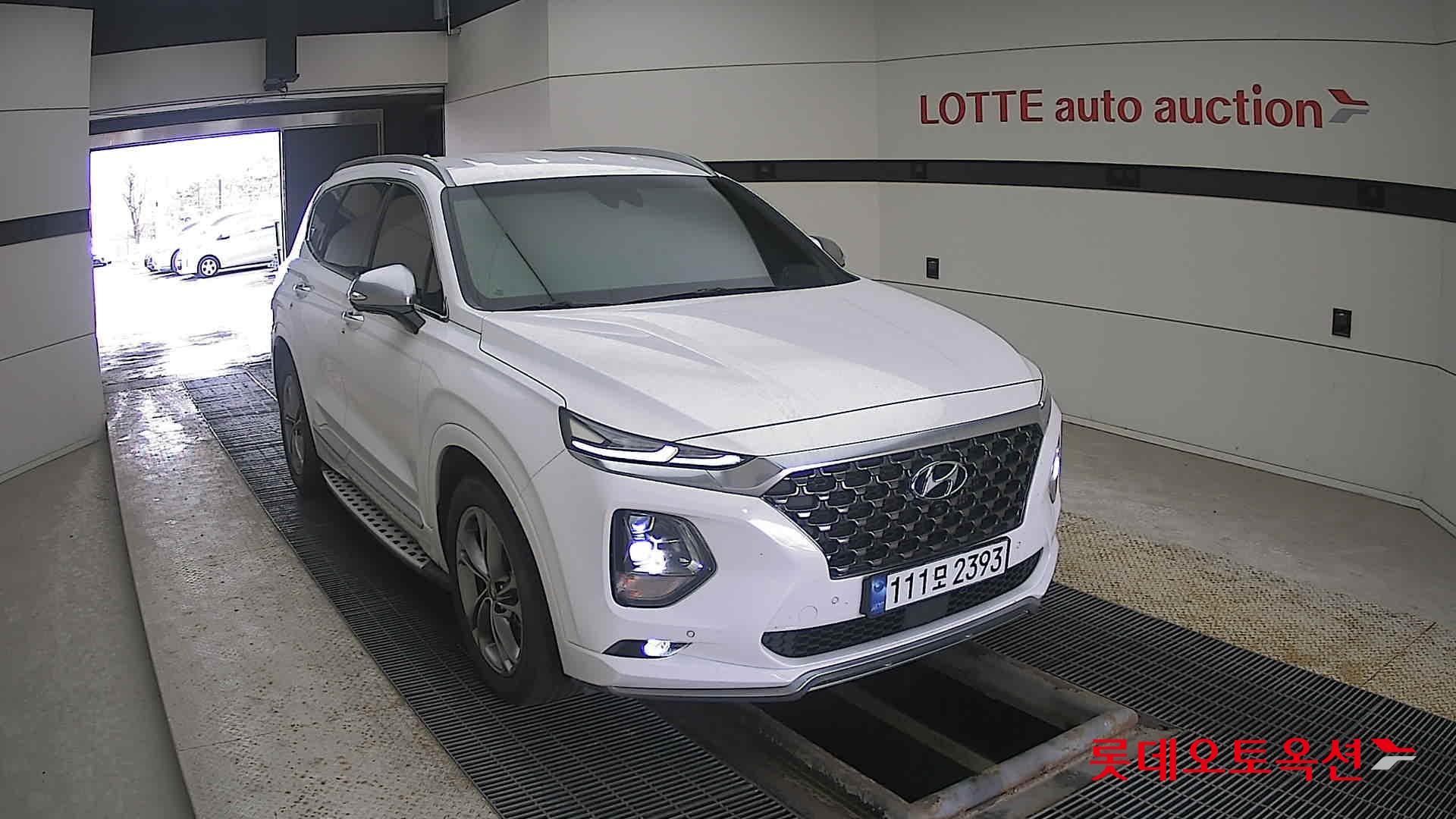 هيونداي سانتافي 2020 - صورة 24