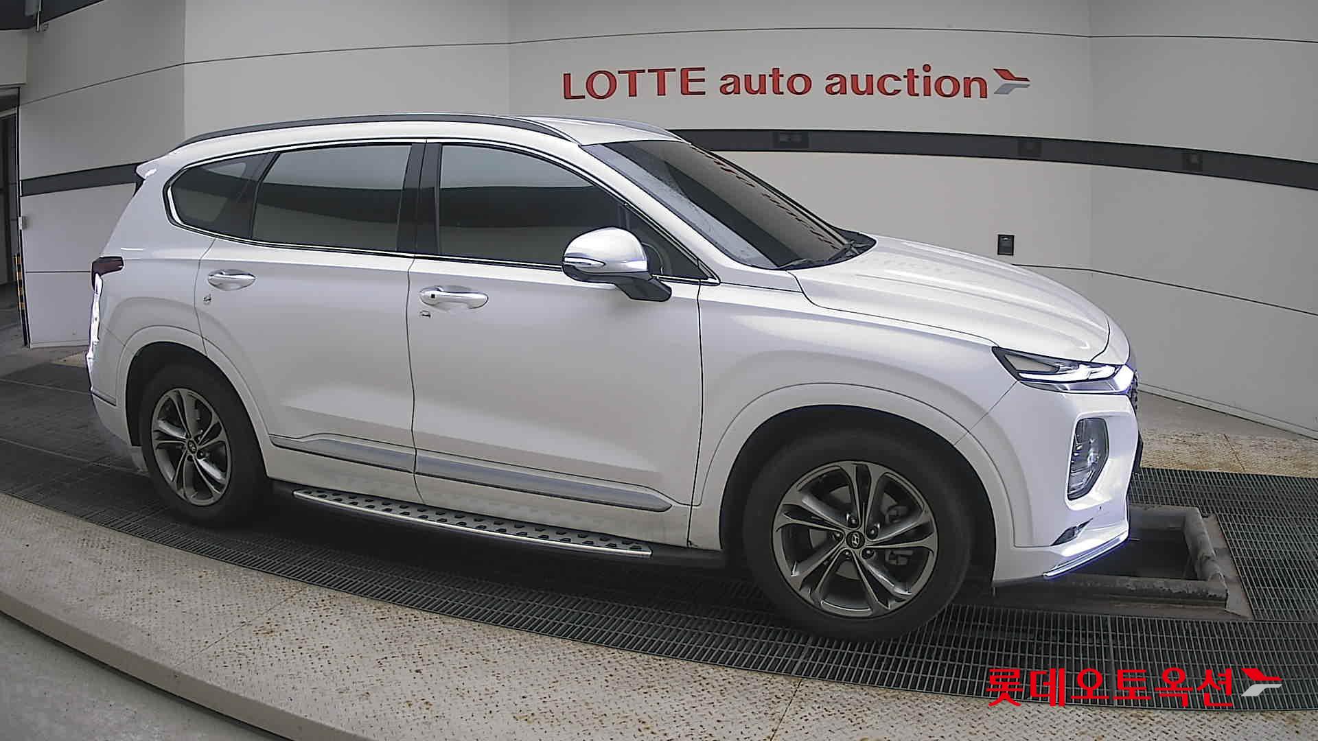 هيونداي سانتافي 2020 - صورة 22