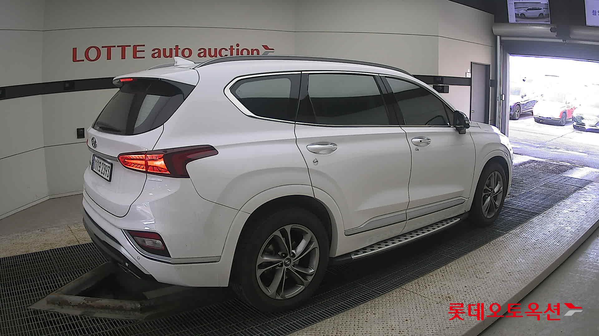 هيونداي سانتافي 2020 - صورة 19