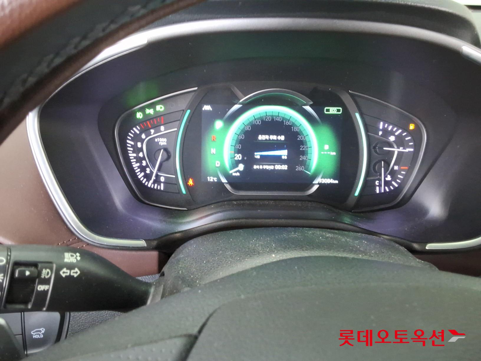 هيونداي سانتافي 2020 - صورة 30