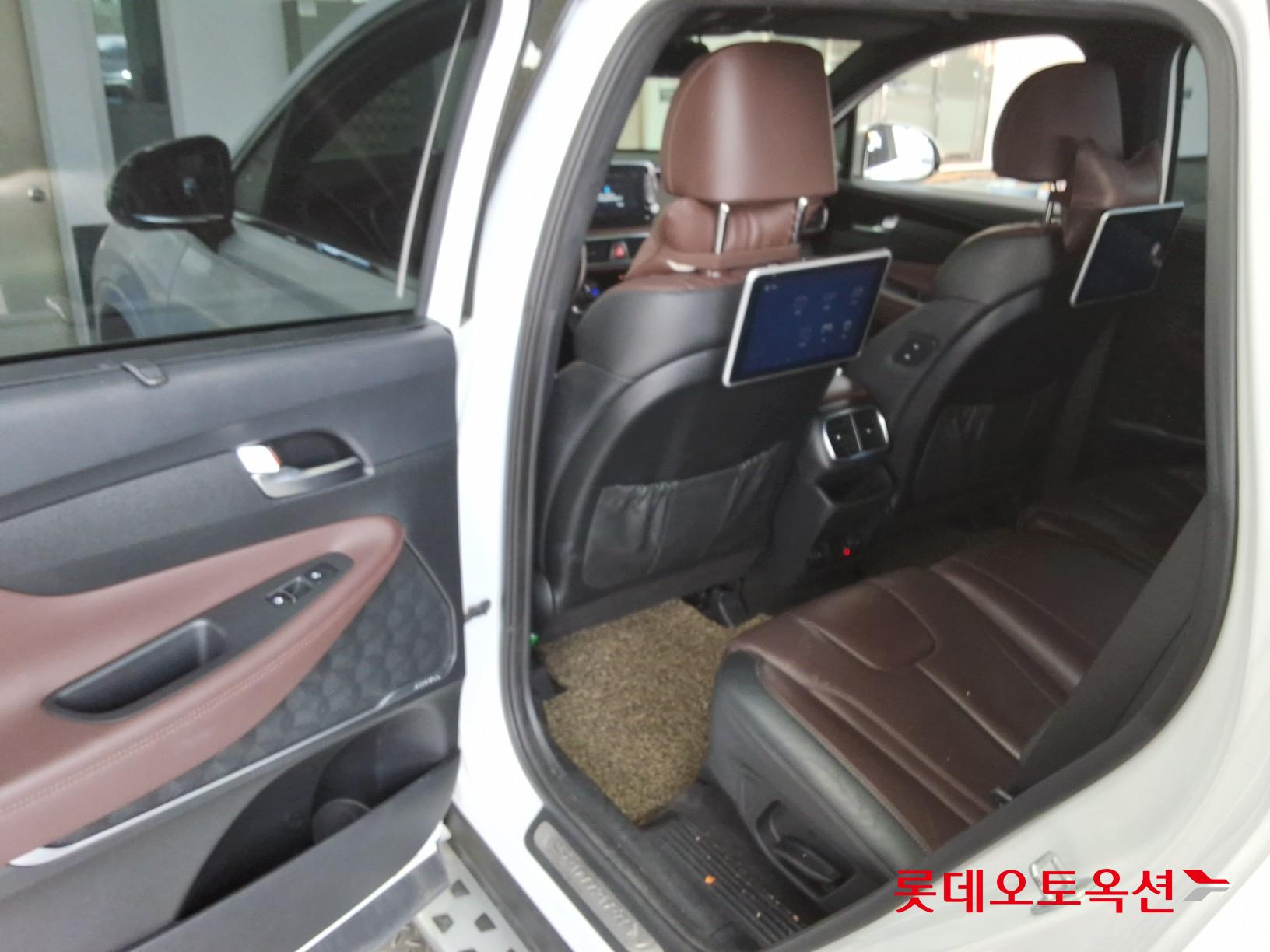 هيونداي سانتافي 2020 - صورة 37