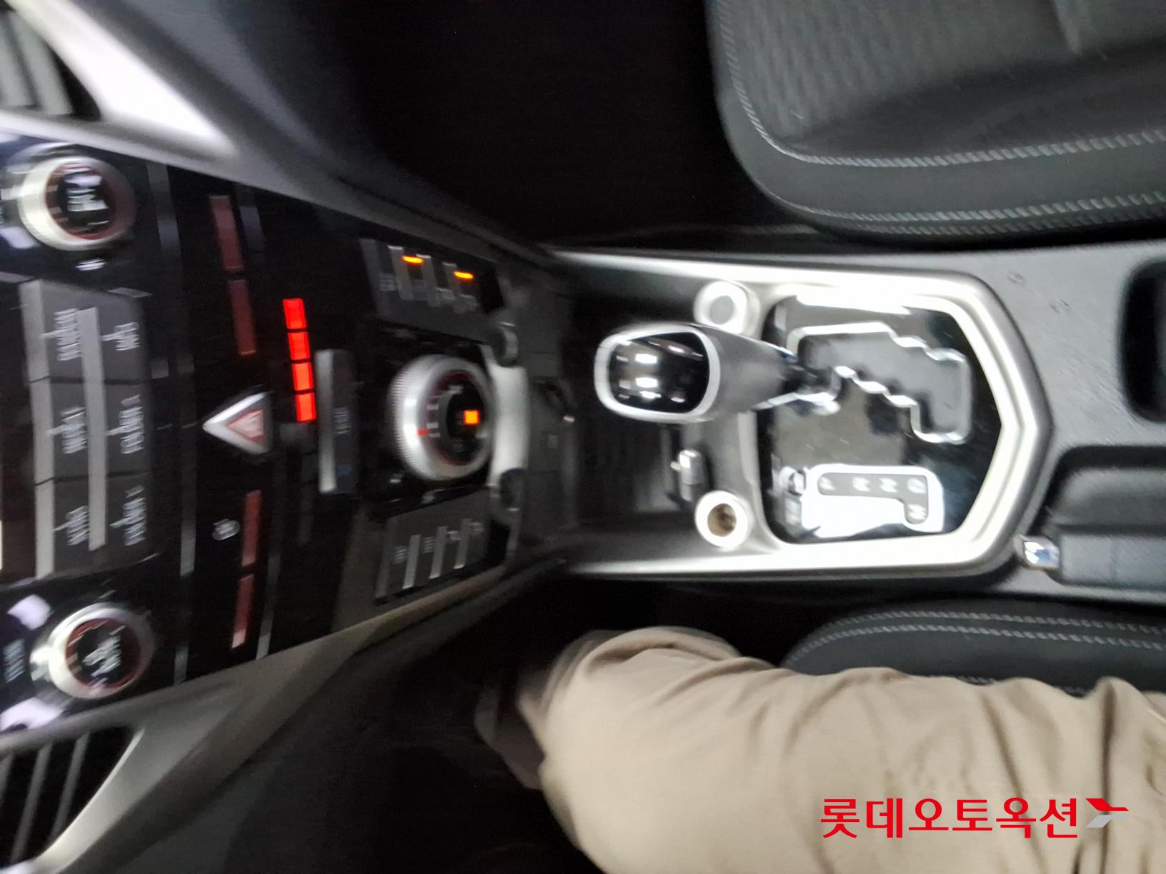 쌍용자동차 티볼리 - 32