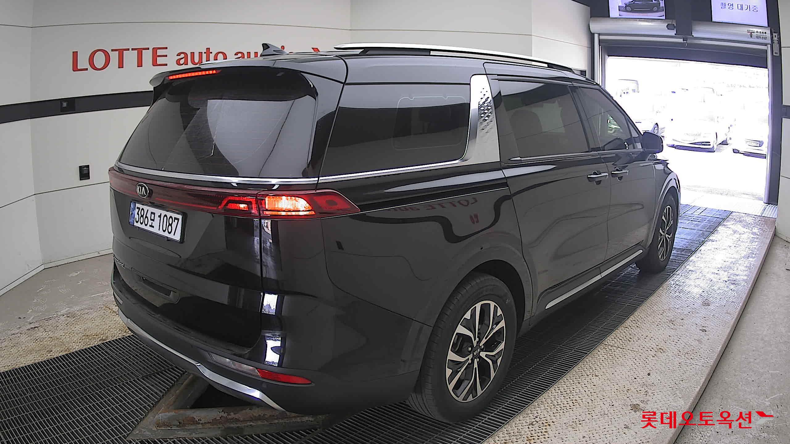Kia Carnival 2021 - Image 5