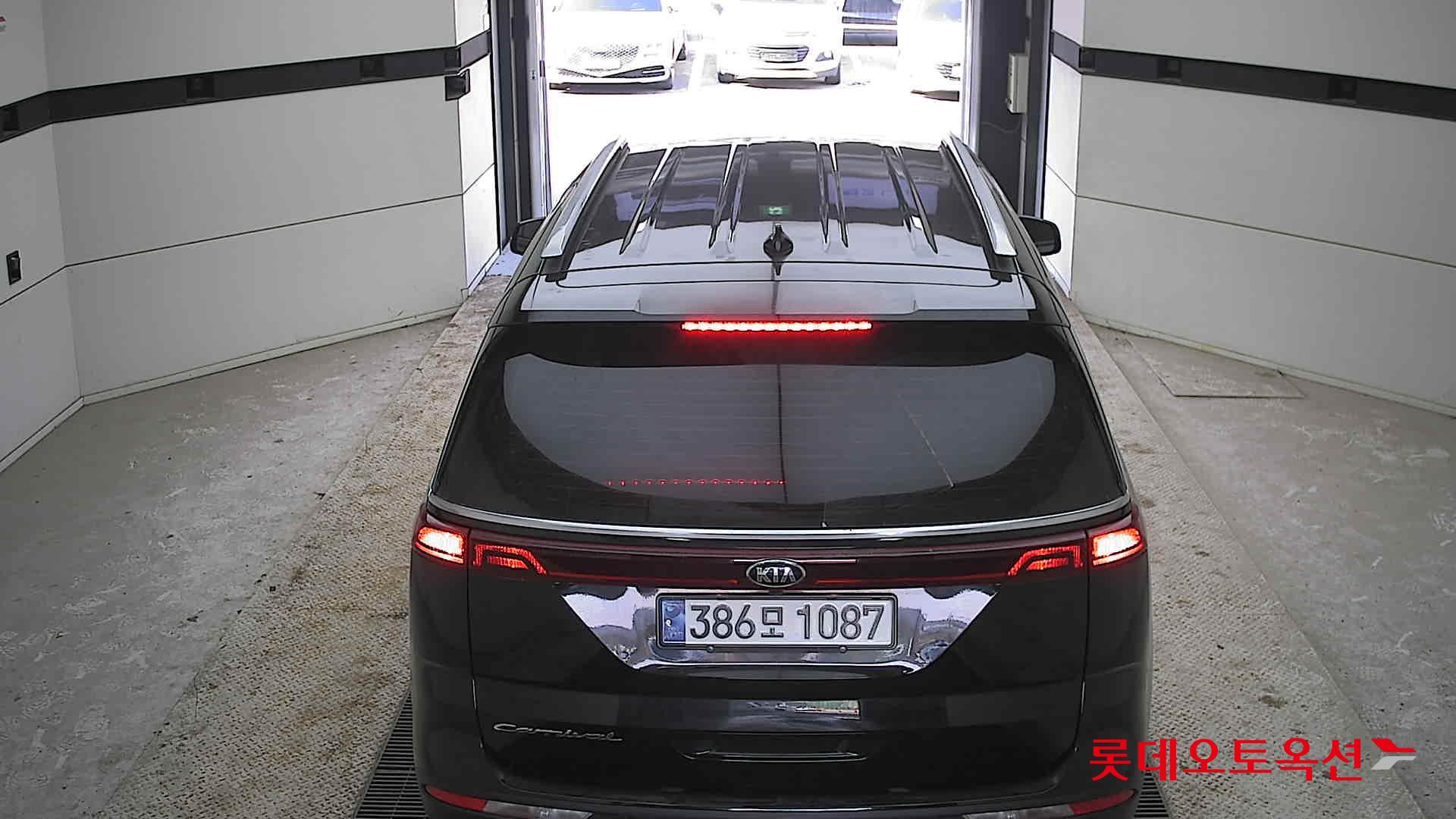 Kia Carnival 2021 - Image 17