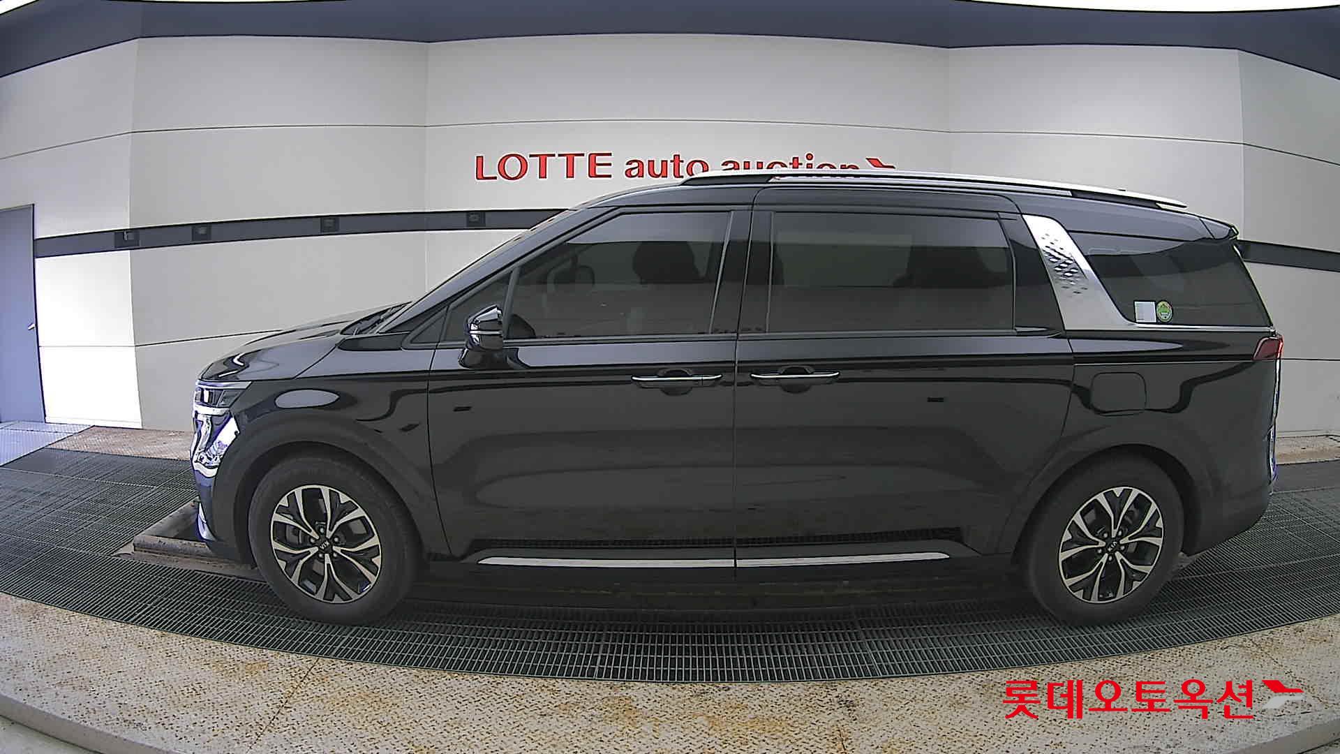 Kia Carnival 2021 - Image 13