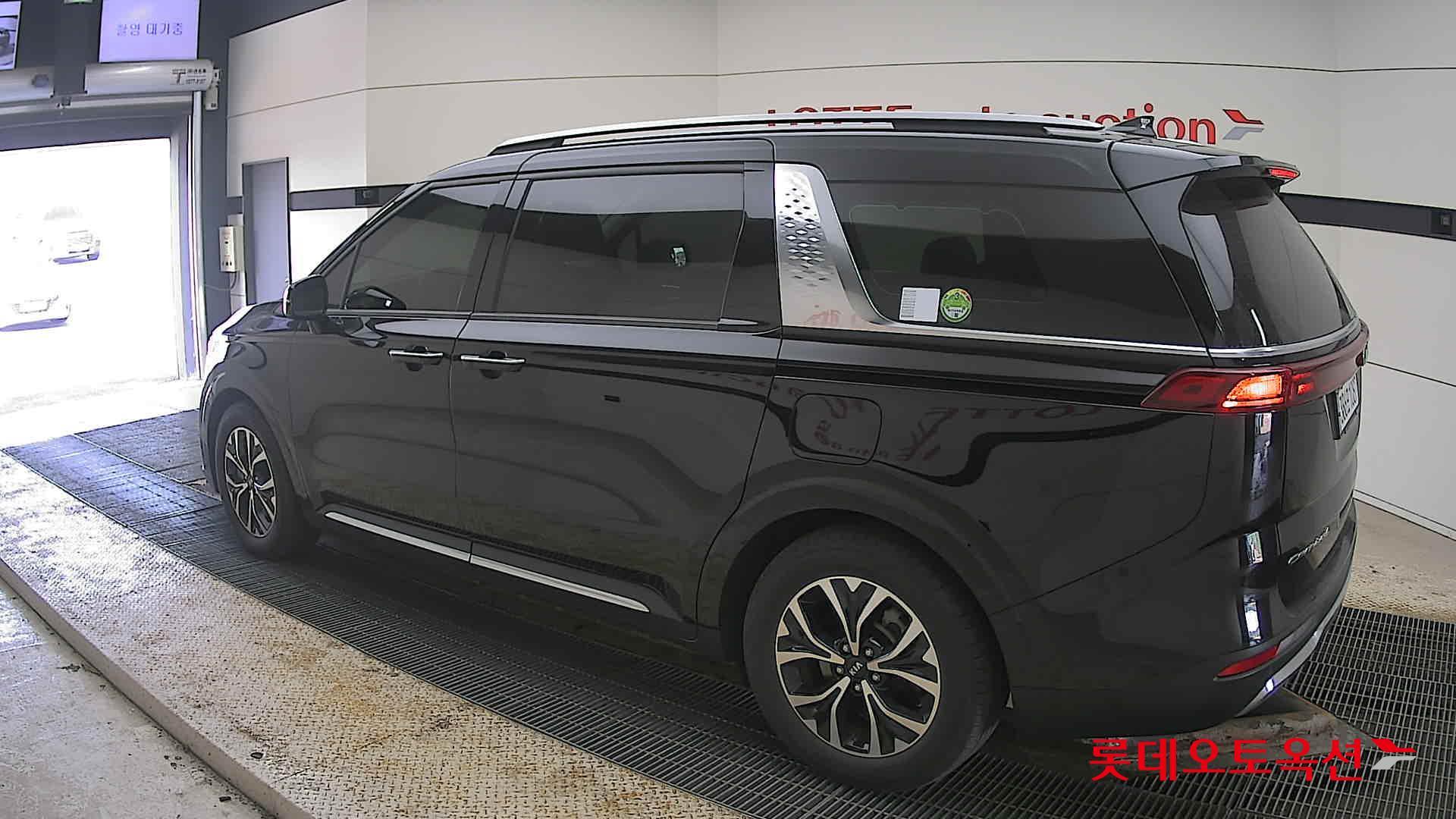 Kia Carnival 2021 - Image 15