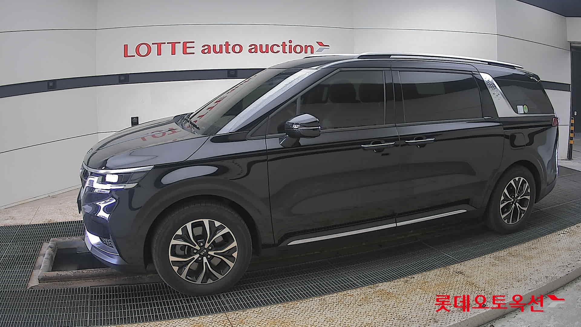 Kia Carnival 2021 - Image 12