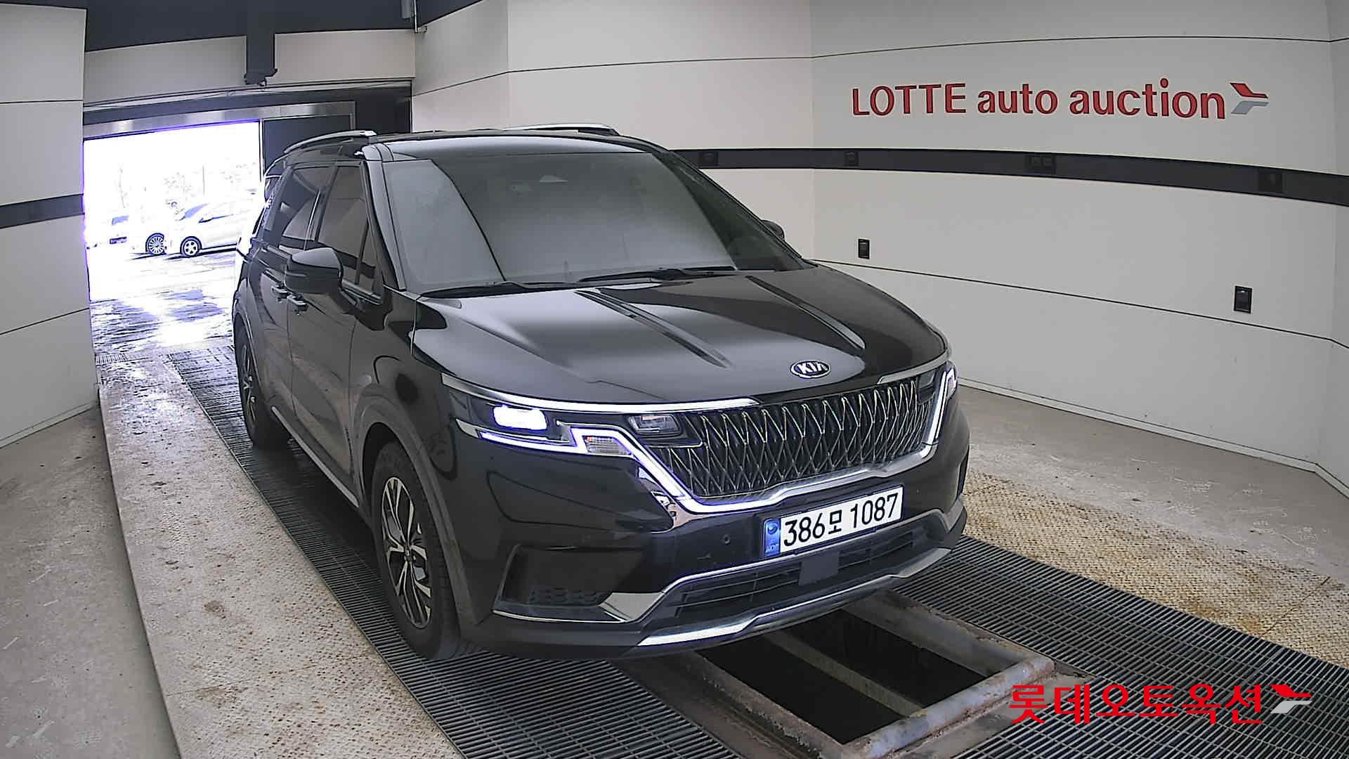 Kia Carnival 2021 - Image 24