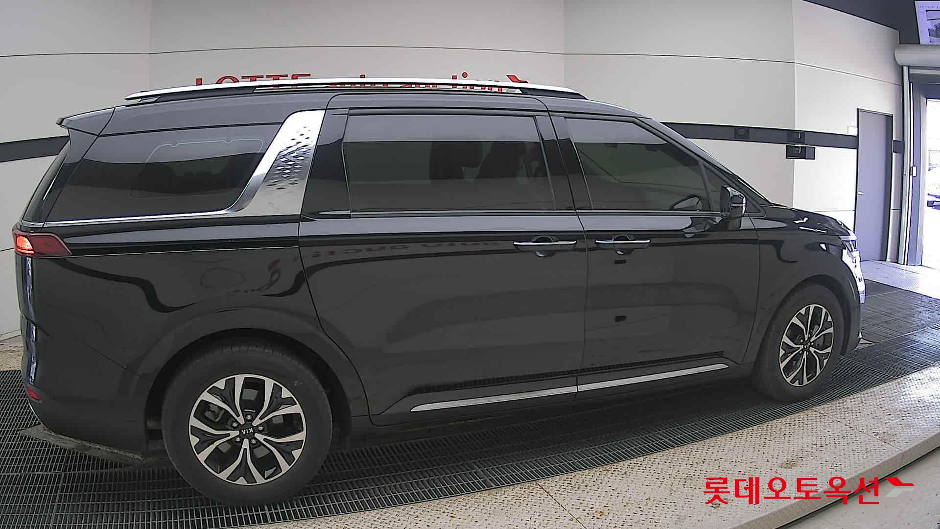 Kia Carnival 2021 - Image 20