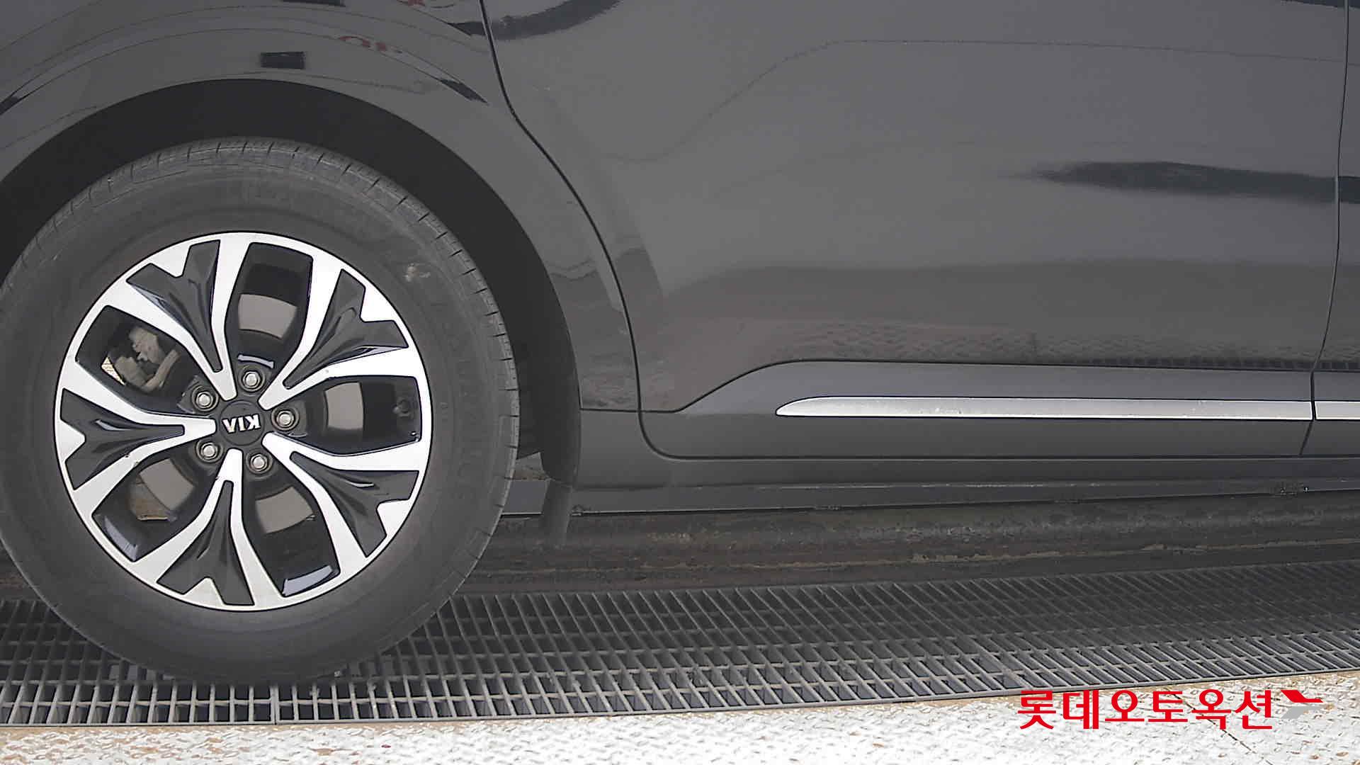 Kia Carnival 2021 - Image 28