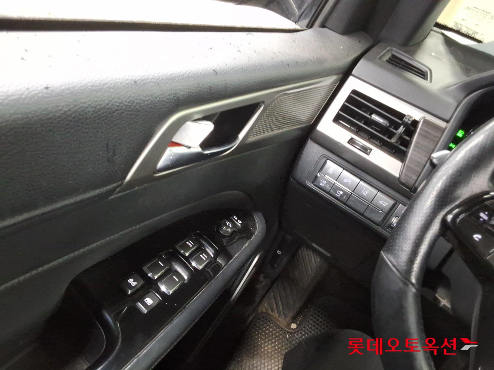 2018 - SsangYong REXTON