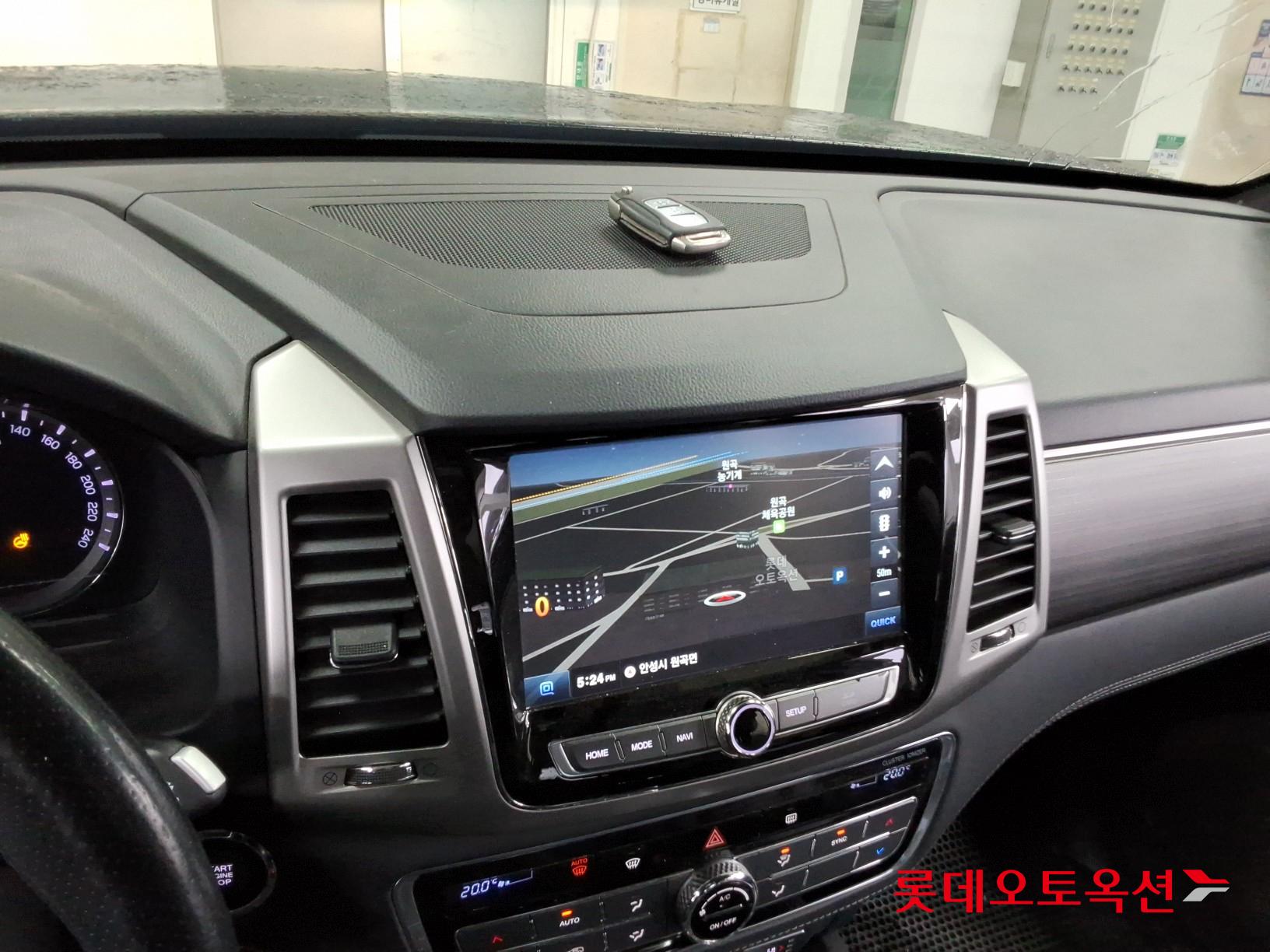 2018 - SsangYong REXTON