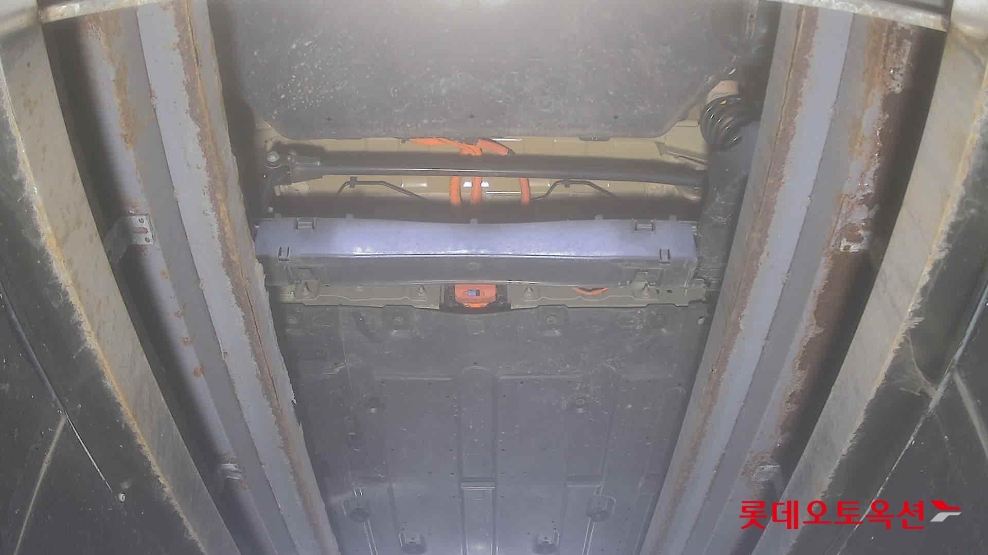 2021 - Peugeot E-2008