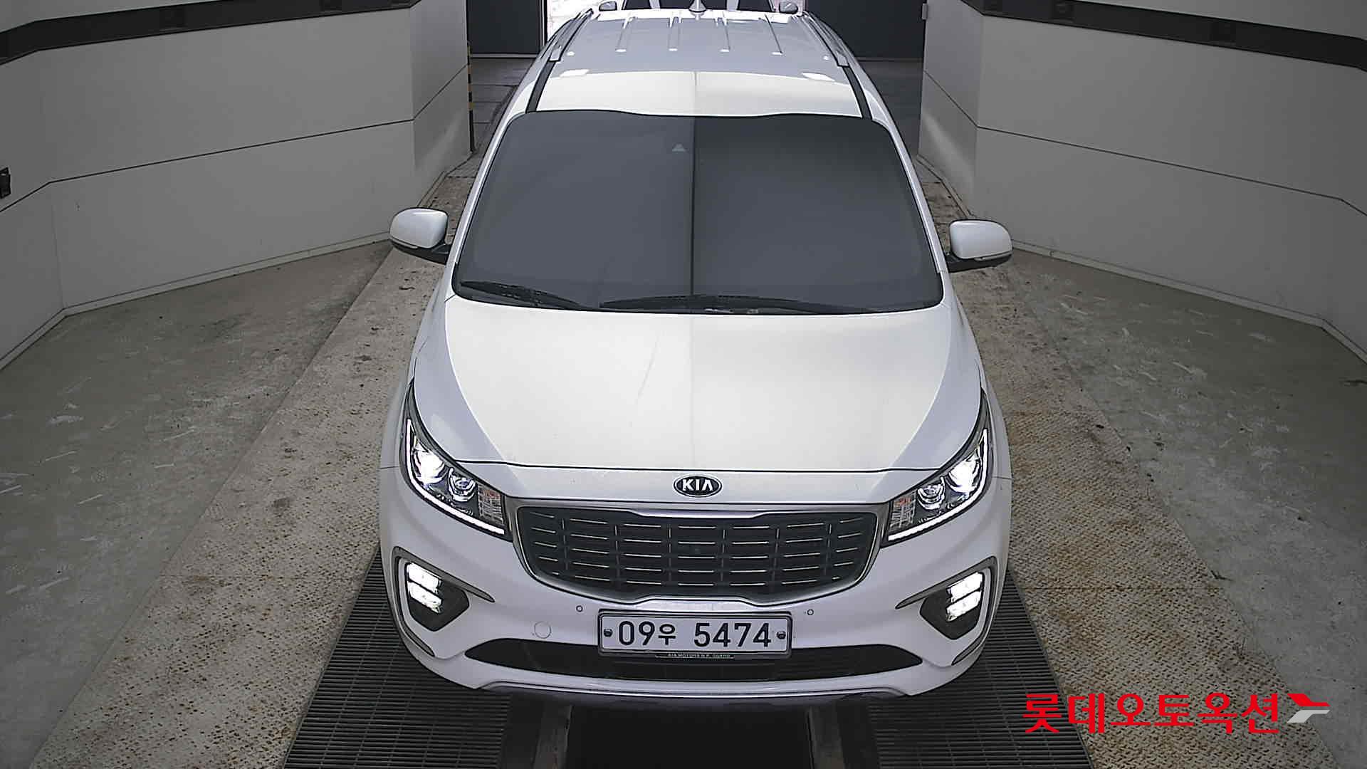 كيا نيو كارنيفال