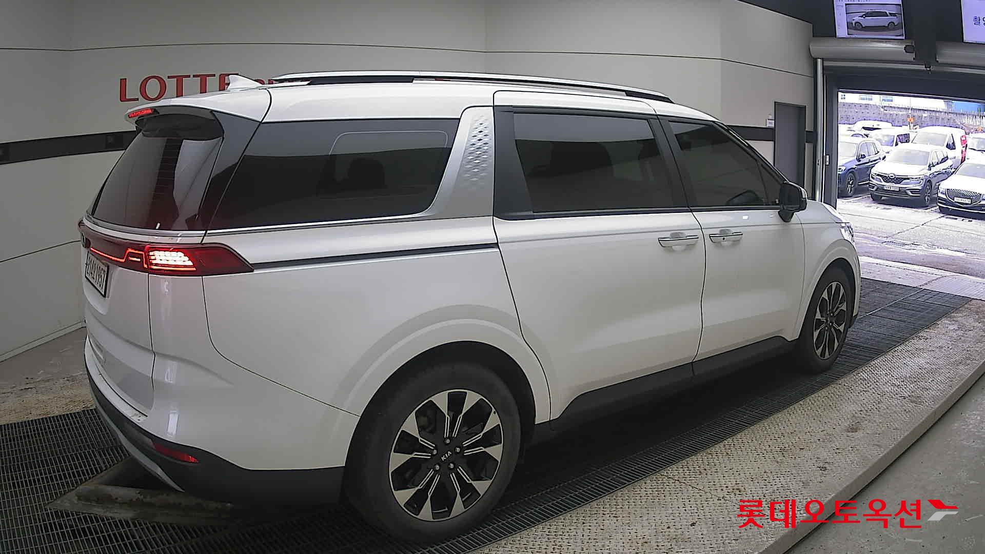 كيا كارنفال