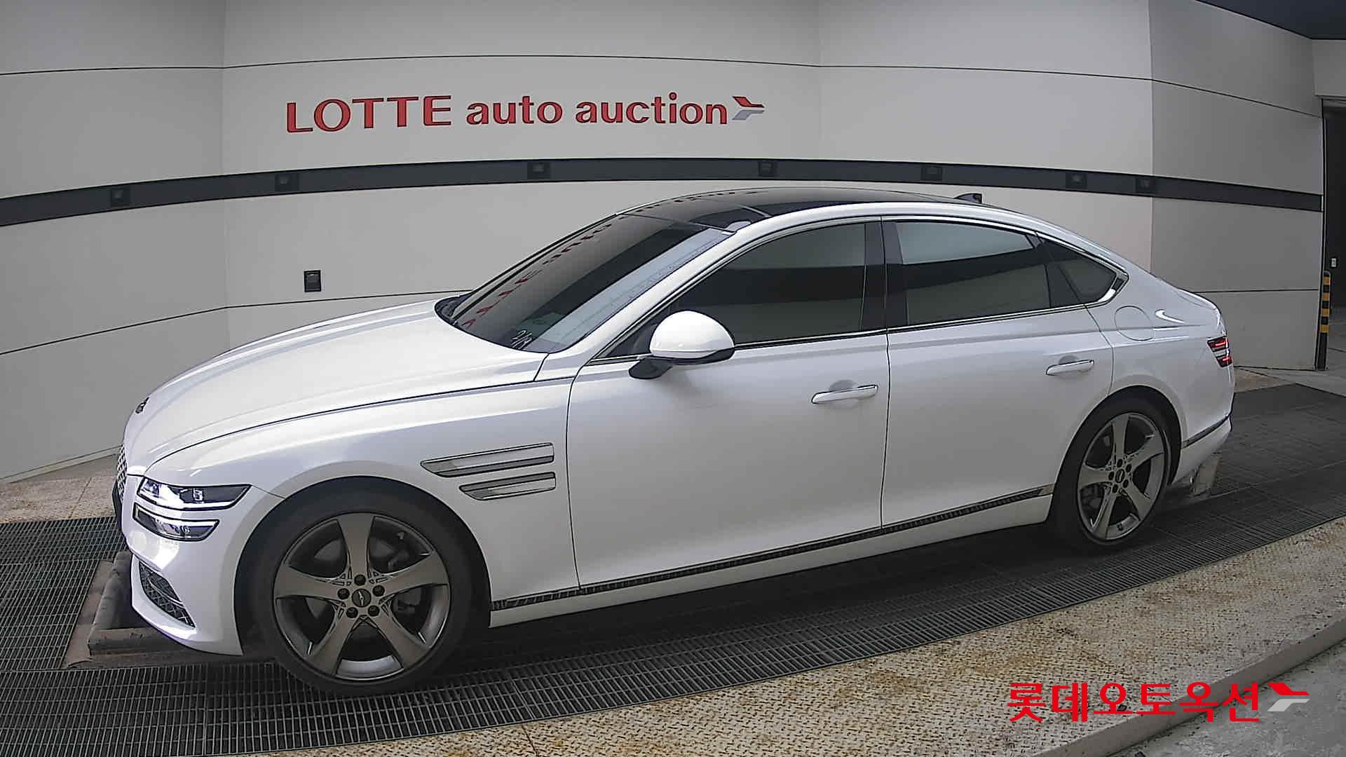 Genesis G80 2021 - Image 12