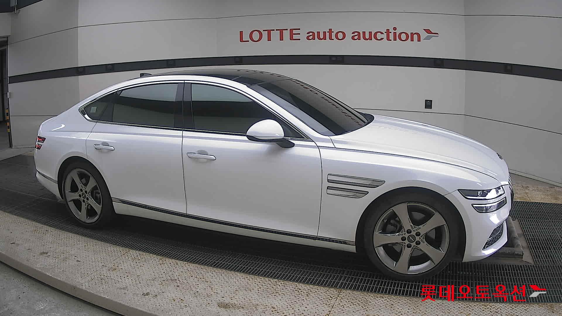 Genesis G80 2021 - Image 22