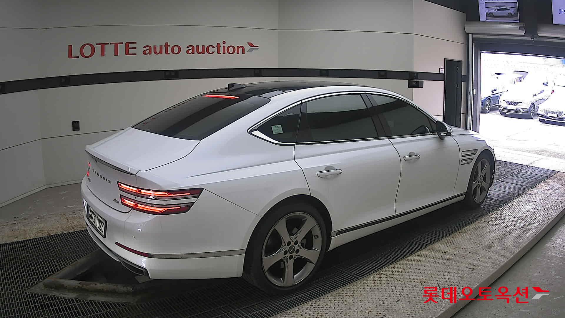 Genesis G80 2021 - Image 19