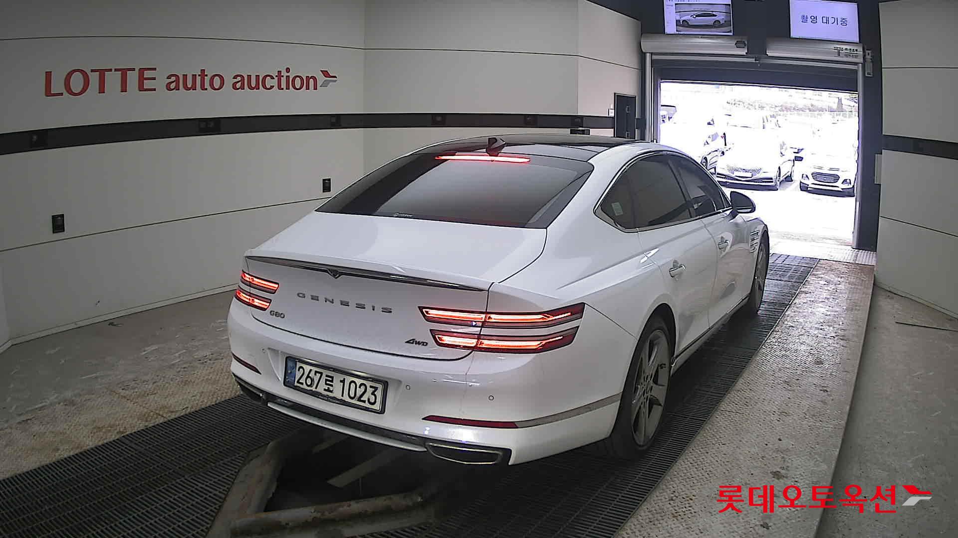 Genesis G80 2021 - Image 18