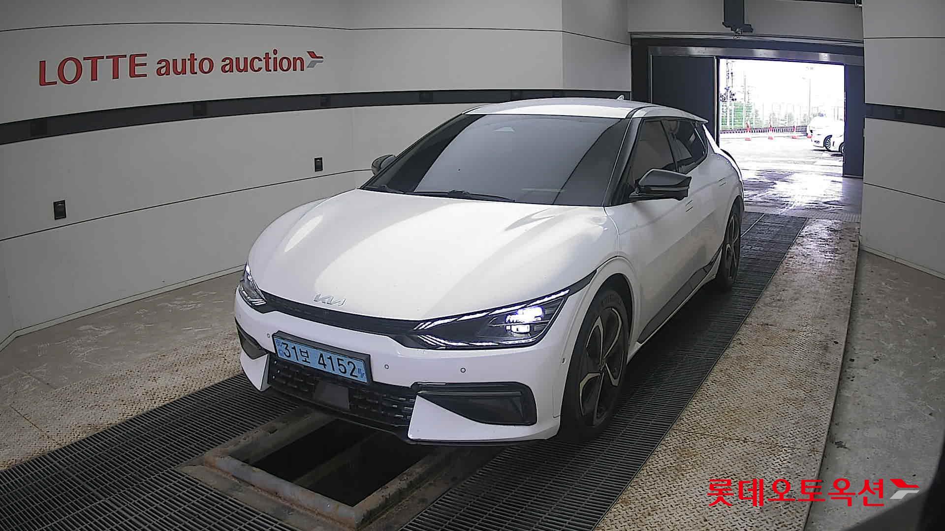 كيا EV6 2022 - صورة 10