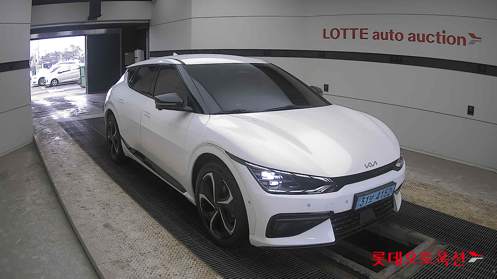 كيا EV6 2022 - صورة 6