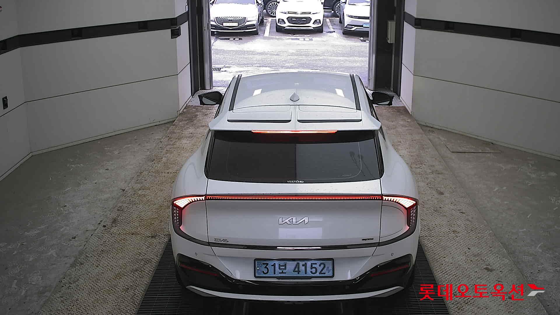 كيا EV6 2022 - صورة 17