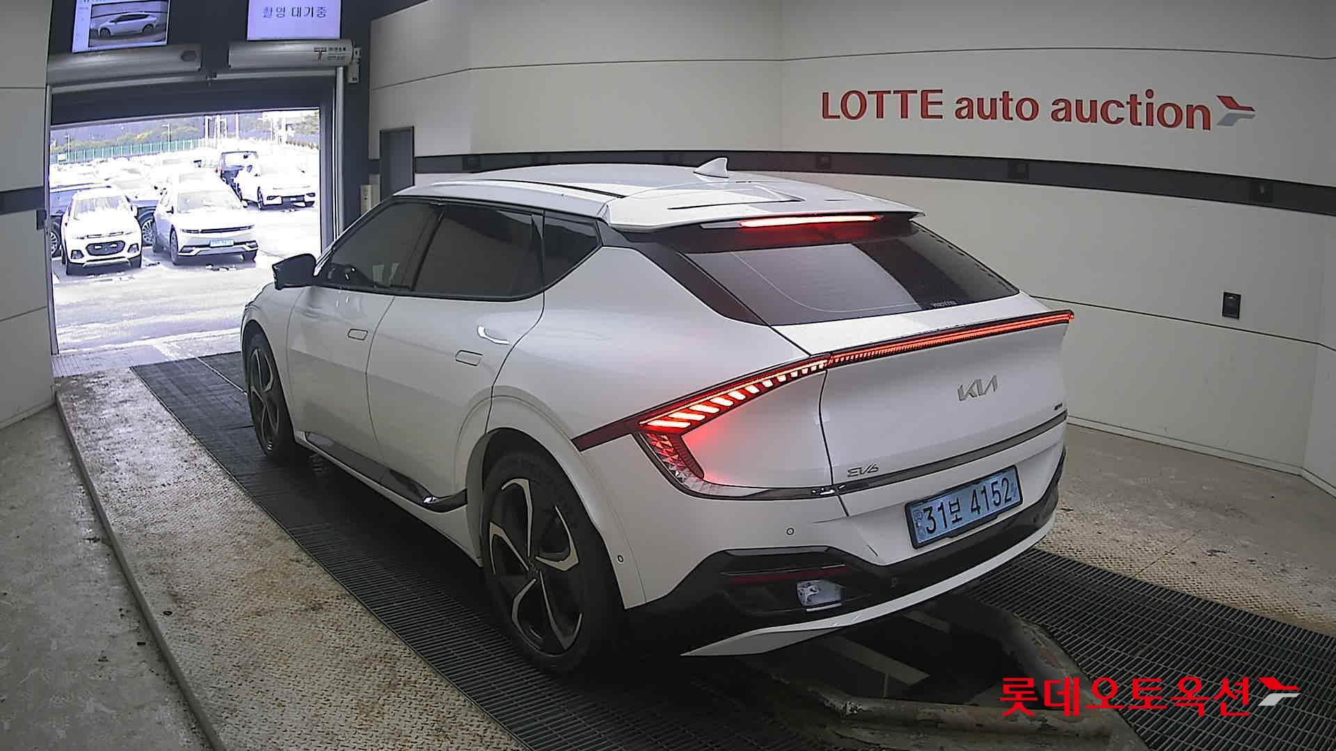 كيا EV6 2022 - صورة 4