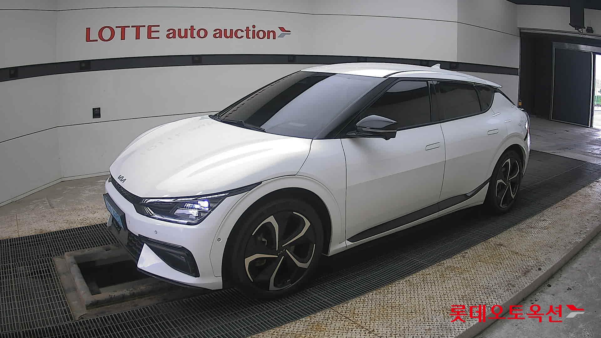 كيا EV6 2022 - صورة 11