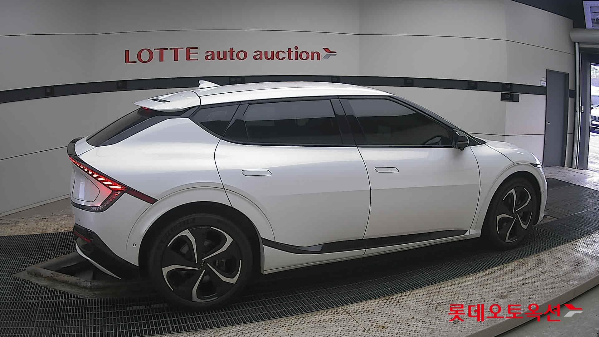 كيا EV6 2022 - صورة 20