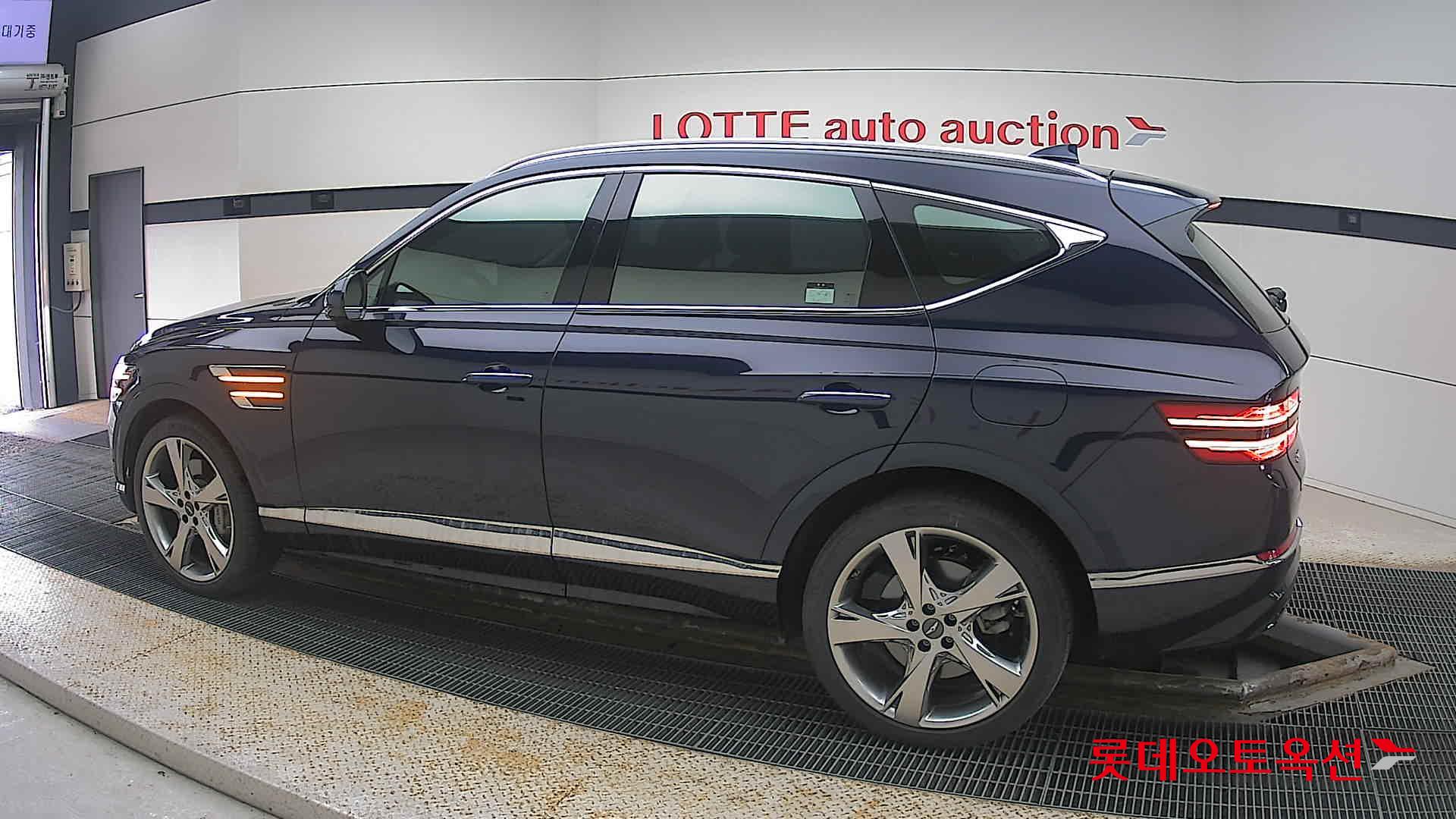 جينسس جي في 80