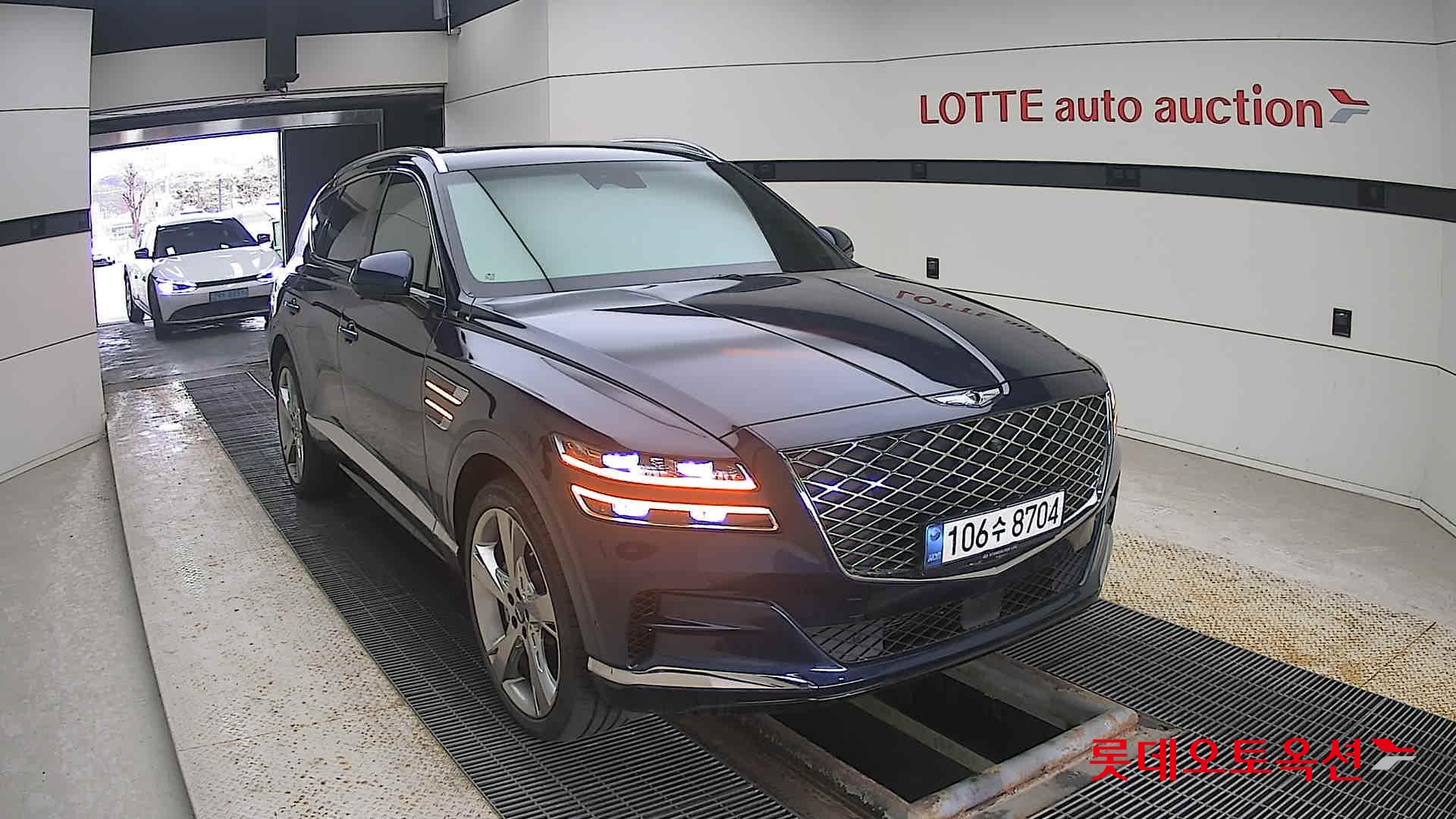 جينسس جي في 80