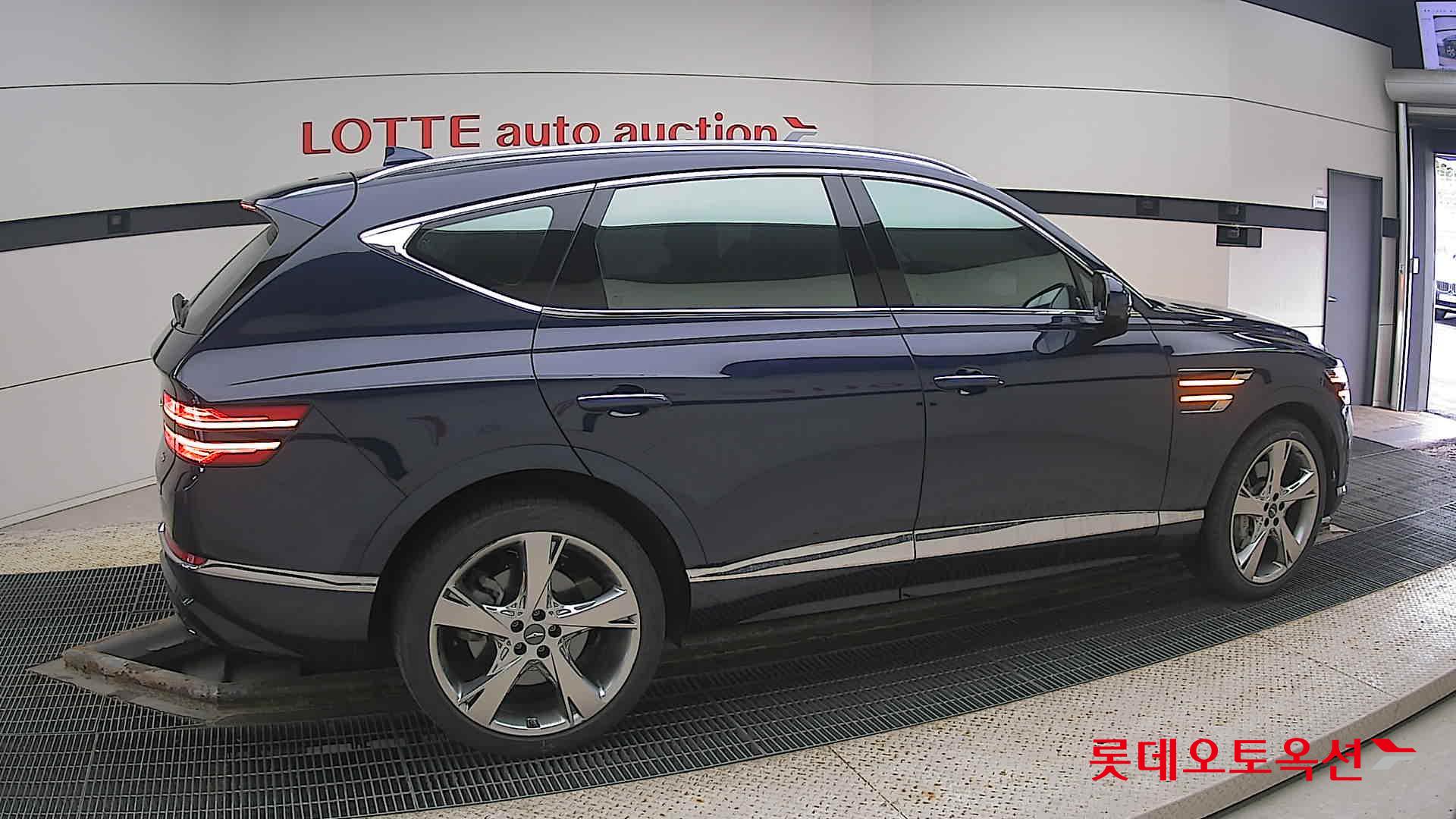 جينسس جي في 80