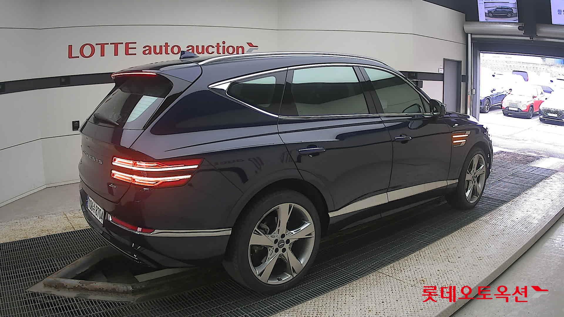 جينسس جي في 80