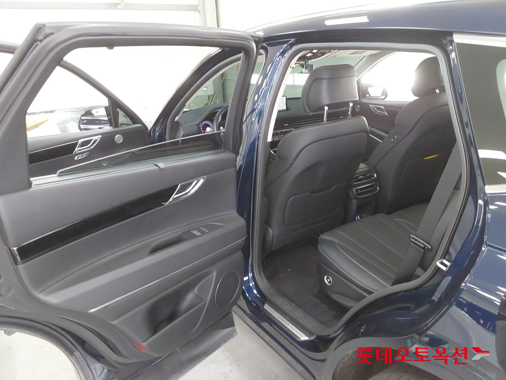 جينسس جي في 80